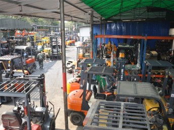 成都工程機(jī)械市場(chǎng)新動(dòng)態(tài) 全新二手內(nèi)燃電動(dòng)叉車轉(zhuǎn)讓與租賃服務(wù)全面解析